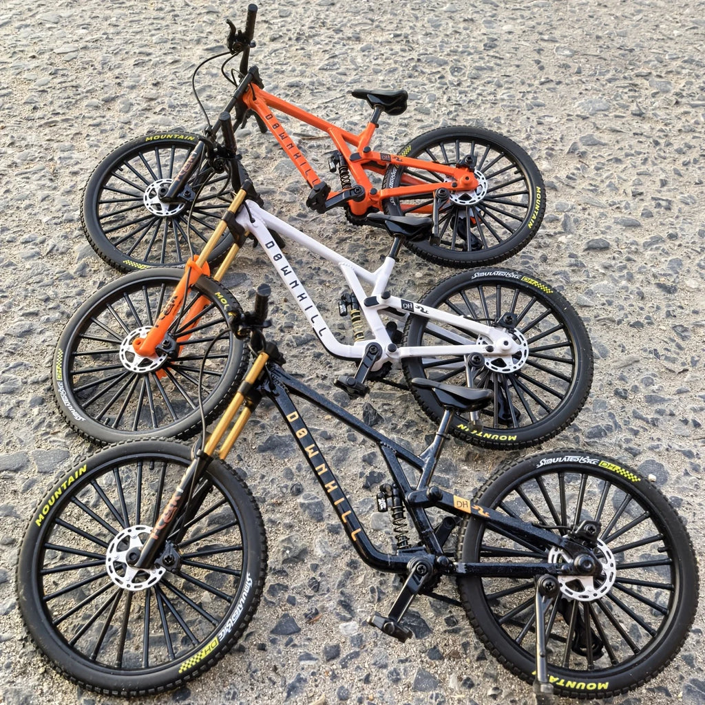1:8 Scale Alloy Mountain Bike Miniature Model Dual Shock Absorbers Removable Desktop Decoration Gift for Bike Enthusiasts